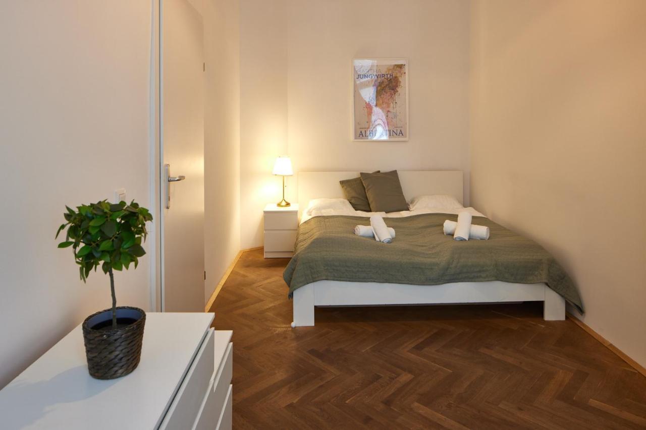 Hernalser Gürtel Ii By Easyb&b * Wien